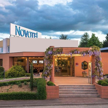 Novotel Macon Nord - Porte De Bourgogne Экстерьер фото