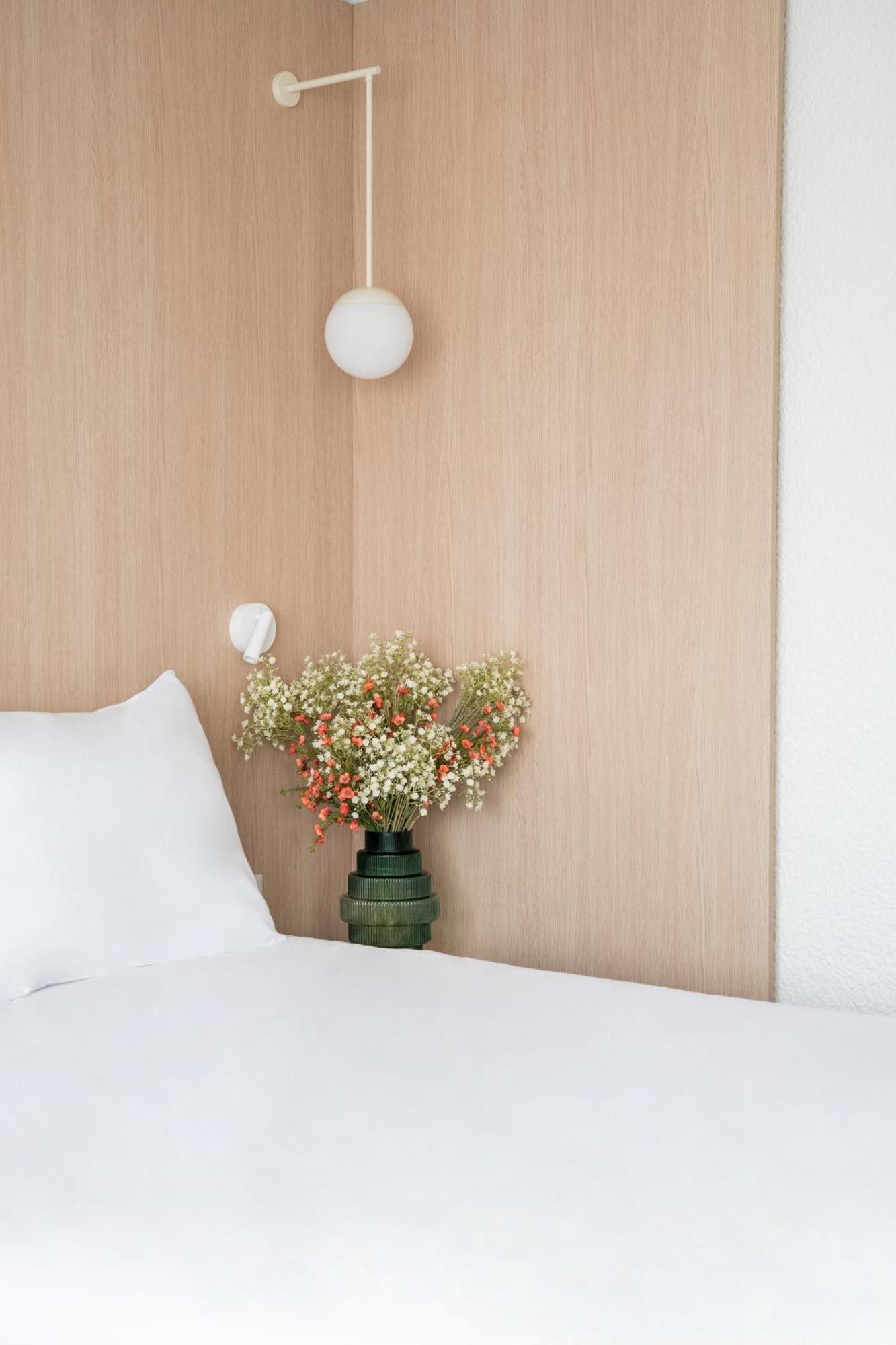 Novotel Macon Nord - Porte De Bourgogne Экстерьер фото