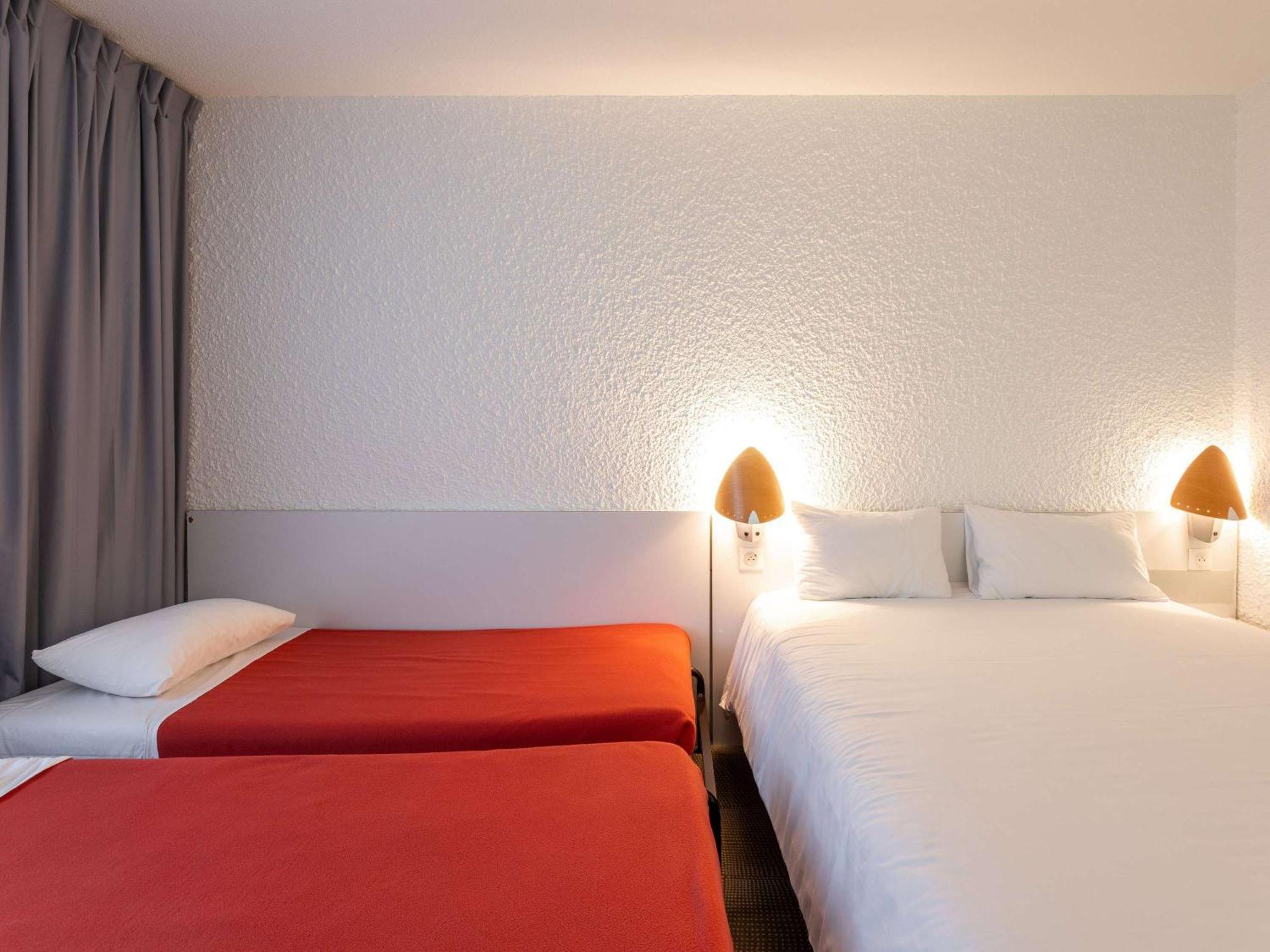 Novotel Macon Nord - Porte De Bourgogne Экстерьер фото